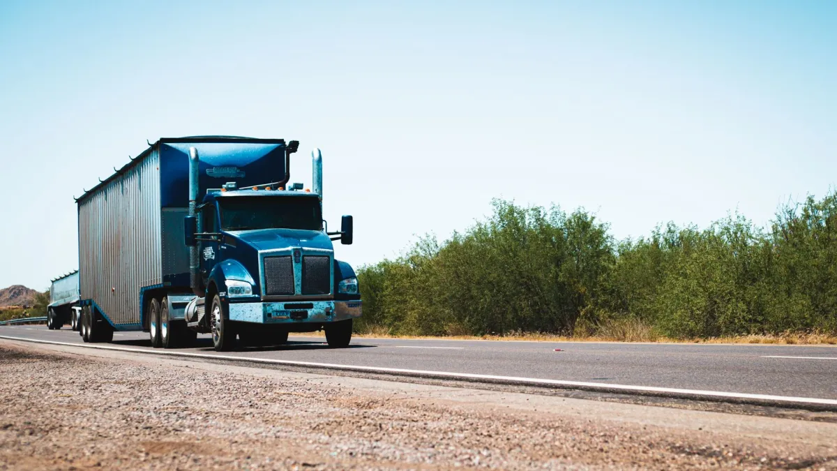 Fleet Management Platform Buying Guide: Features That Actually Matter for Small Fleets